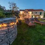 Holiday home Rustical Olea *