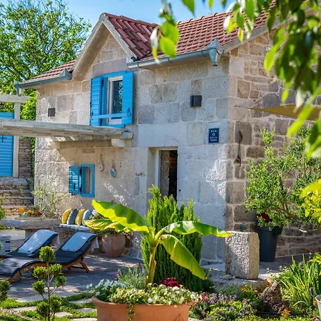 Rustical Olea Сasa de vacaciones Imotski