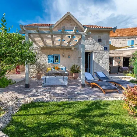 Prázdninový dům Rustical Olea *