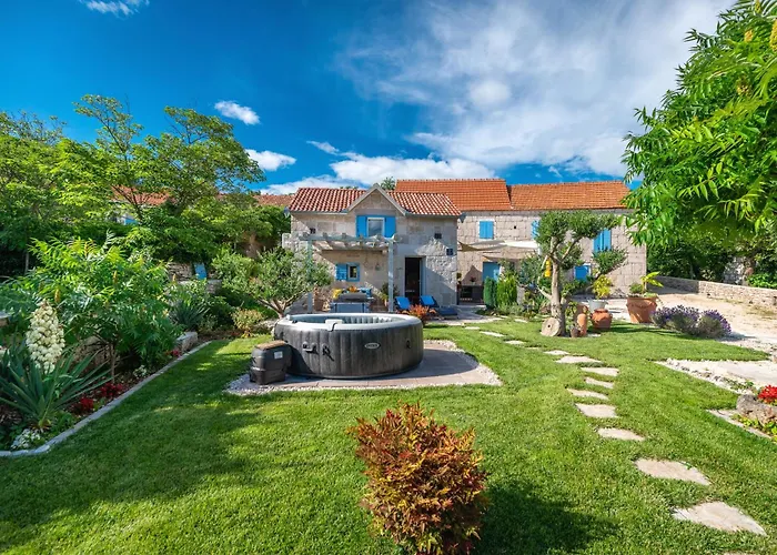 Rustical Olea Imotski